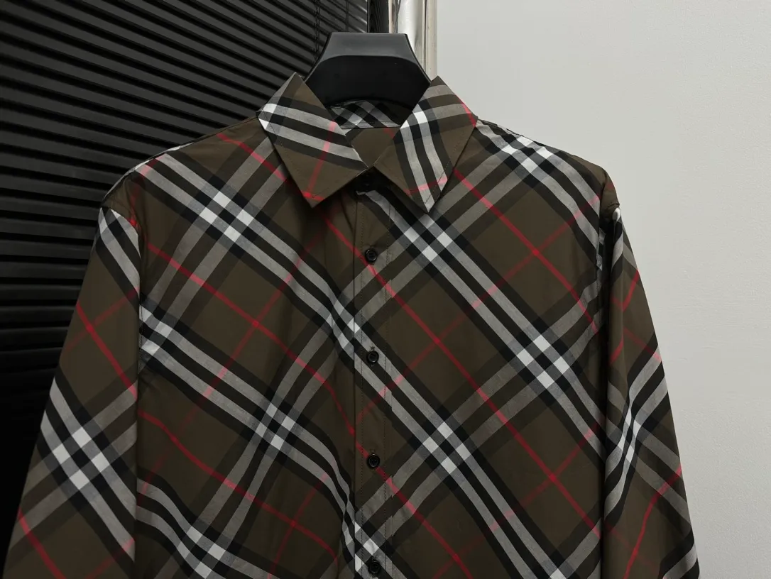 【 1:1】 【Burberry】 24ss New Arrival 100% ， Wear-Resistant 。 ， ， ， 。 Size：S-XL